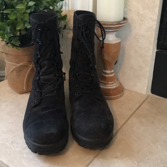 black bates boots